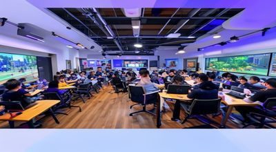 91社区直播间，主播正在进行社区玩法教程直播，画面清晰，弹幕互动活跃，在线观看人数众多